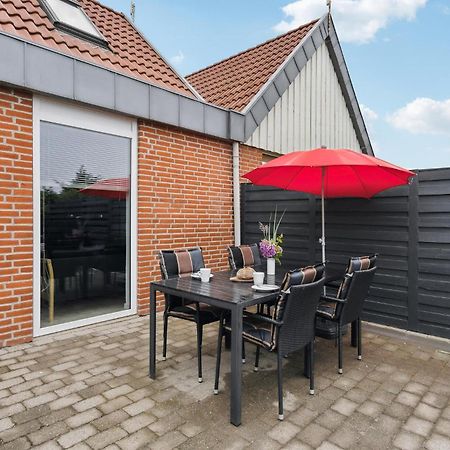 Amazing Home In Hvide Sande With Wifi Bjerregård Exterior foto